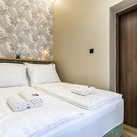 Oasis Apartment On The Broadway With Ac Βουδαπέστη Εξωτερικό φωτογραφία