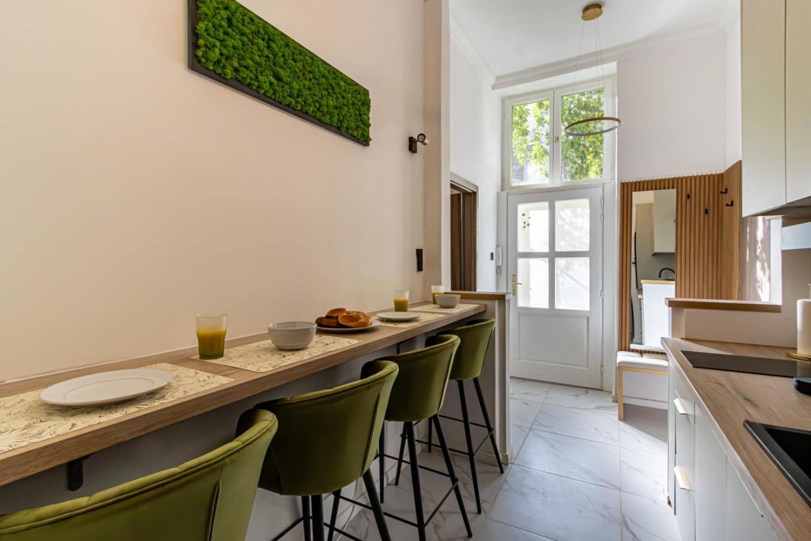 Oasis Apartment On The Broadway With Ac Βουδαπέστη Εξωτερικό φωτογραφία