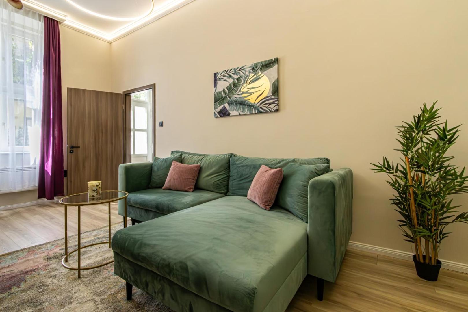 Oasis Apartment On The Broadway With Ac Βουδαπέστη Εξωτερικό φωτογραφία